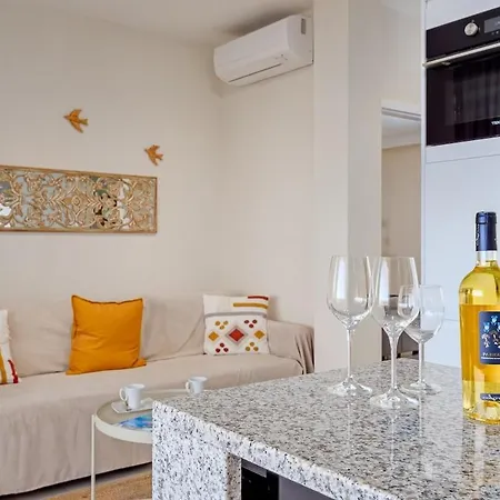Suono Del Blu Nel Con Piscina A Apartment Badesi