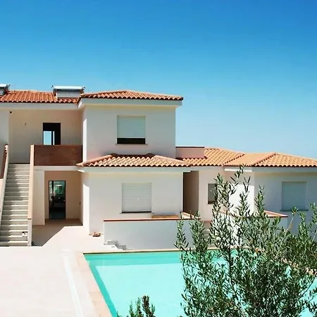 Suono Del Blu Nel Con Piscina A Badesi
